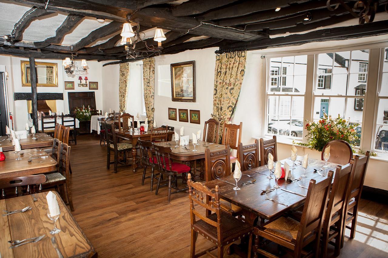 The Tree Inn بود المظهر الخارجي الصورة