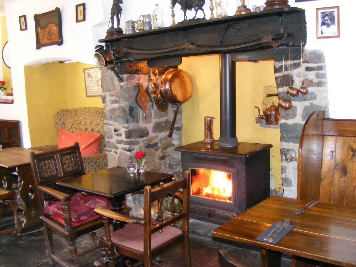 The Tree Inn بود المظهر الخارجي الصورة